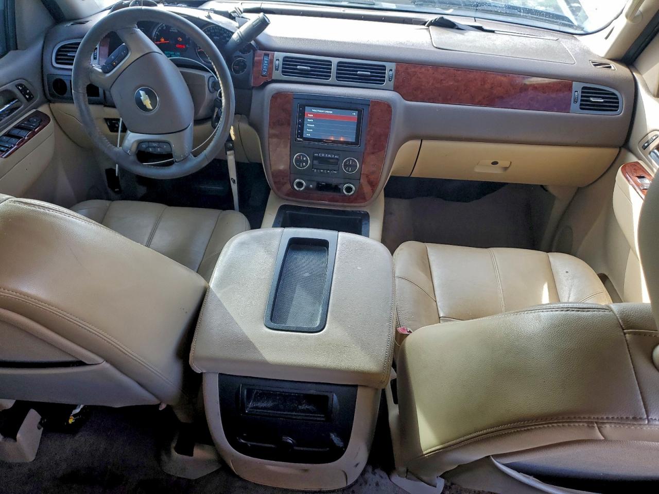 2010 CHEVROLET SILVERADO C1500 LTZ photo 8