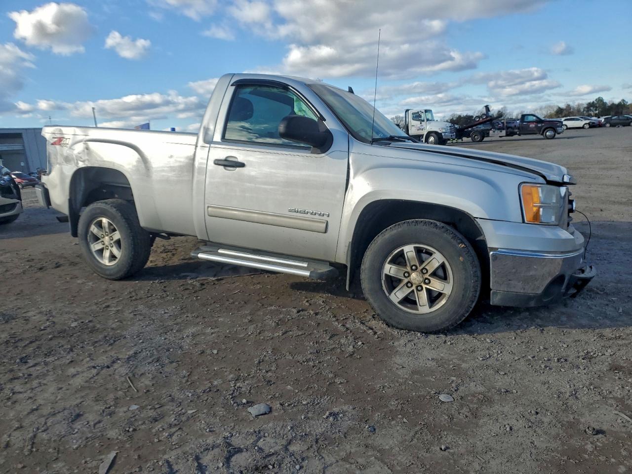 2011 GMC SIERRA K1500 SLE photo 4