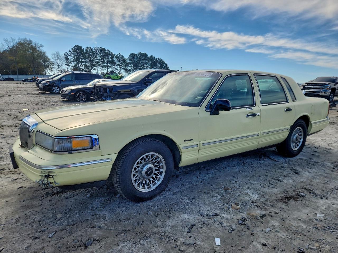 1997 LINCOLN TOWN CAR