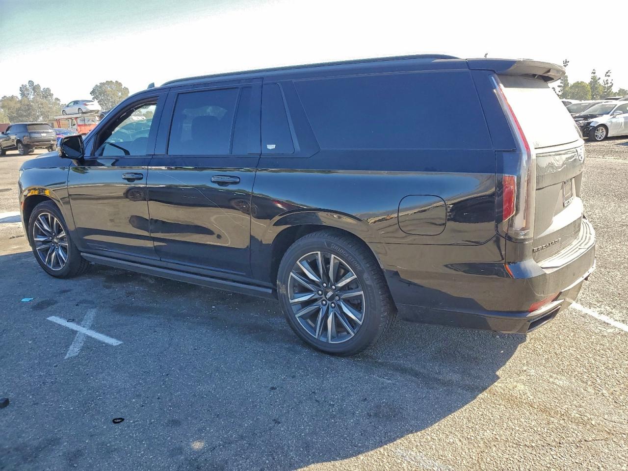 2021 CADILLAC ESCALADE ESV SPORT PLATINUM photo 3