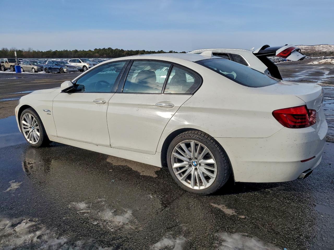 2011 BMW 550 XI photo 2