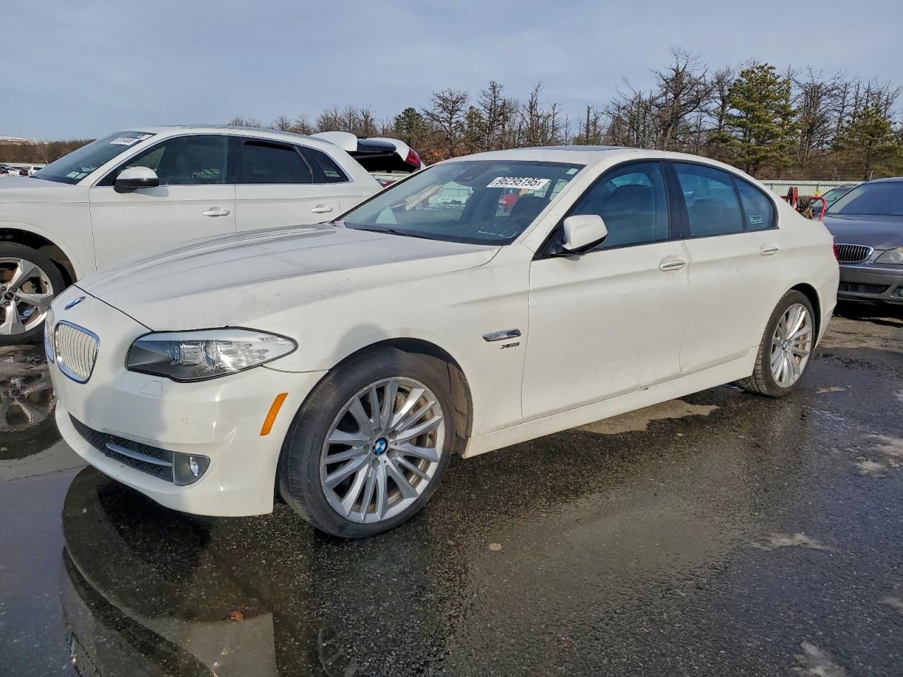 2011 BMW 550