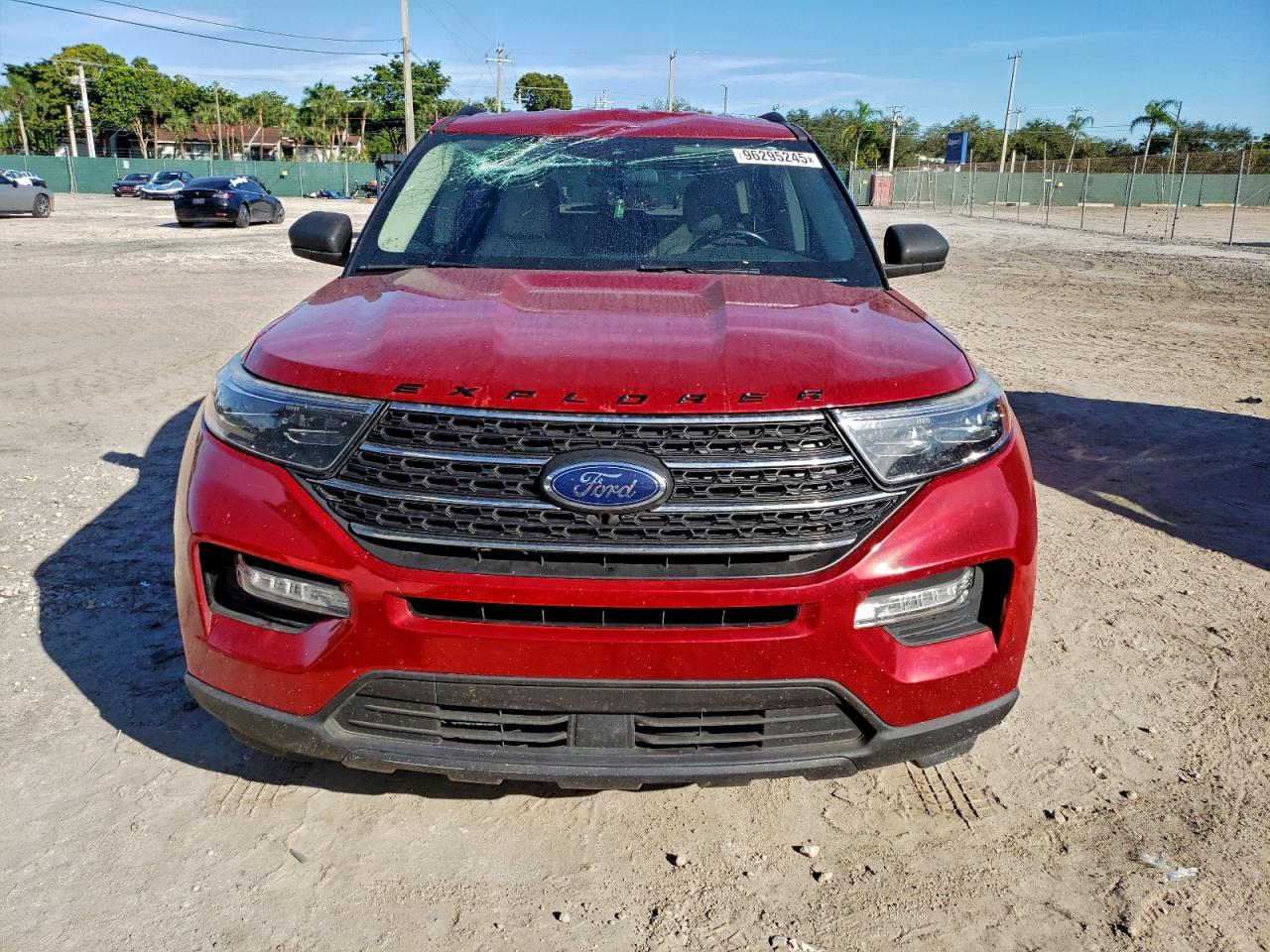 2020 FORD EXPLORER XLT photo 5