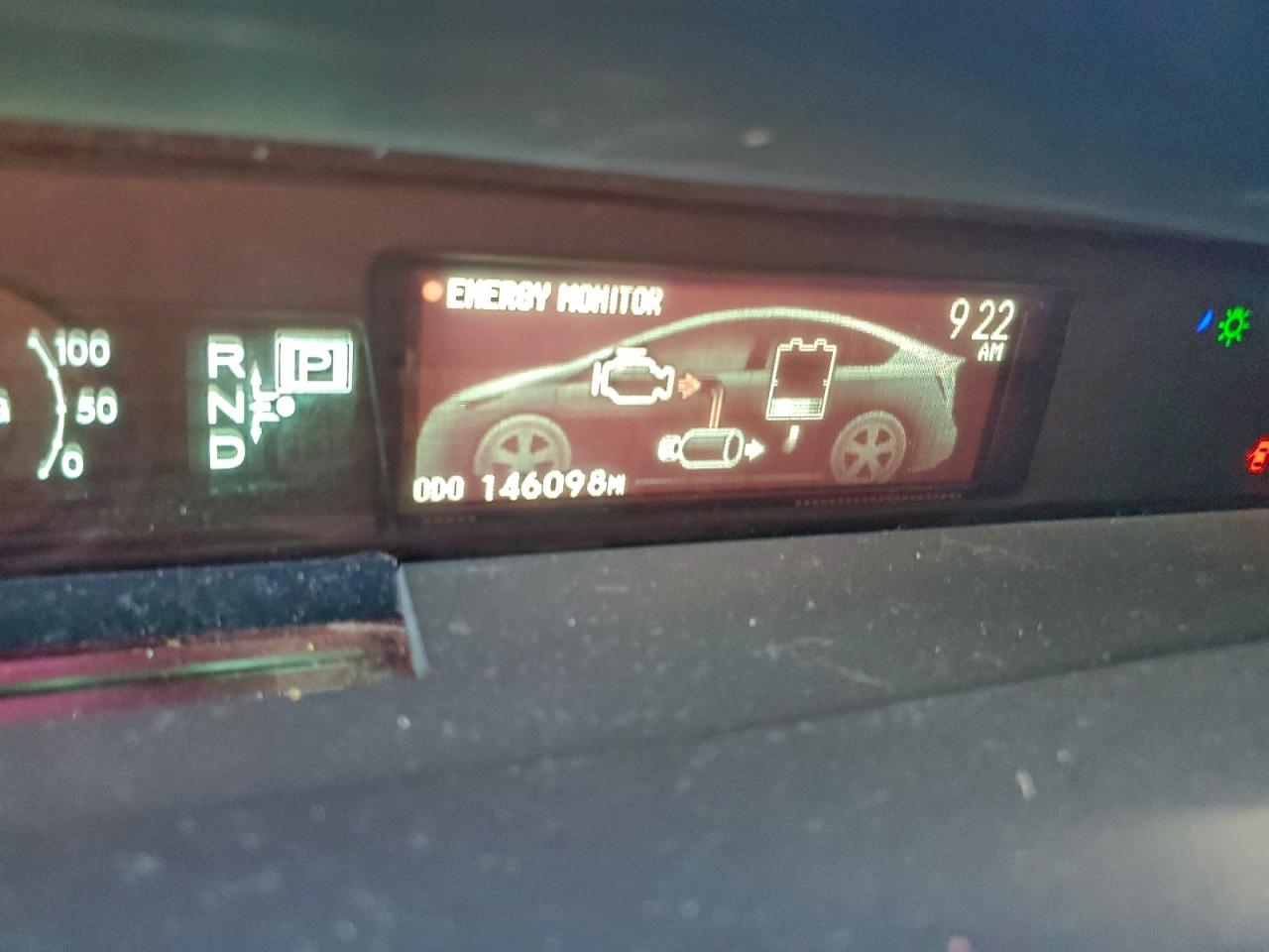 2014 TOYOTA PRIUS photo 9