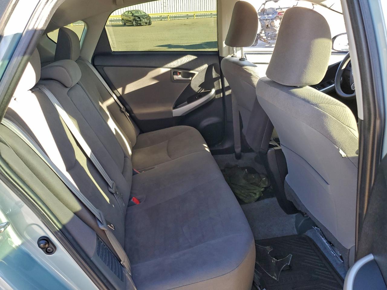 2014 TOYOTA PRIUS photo 10