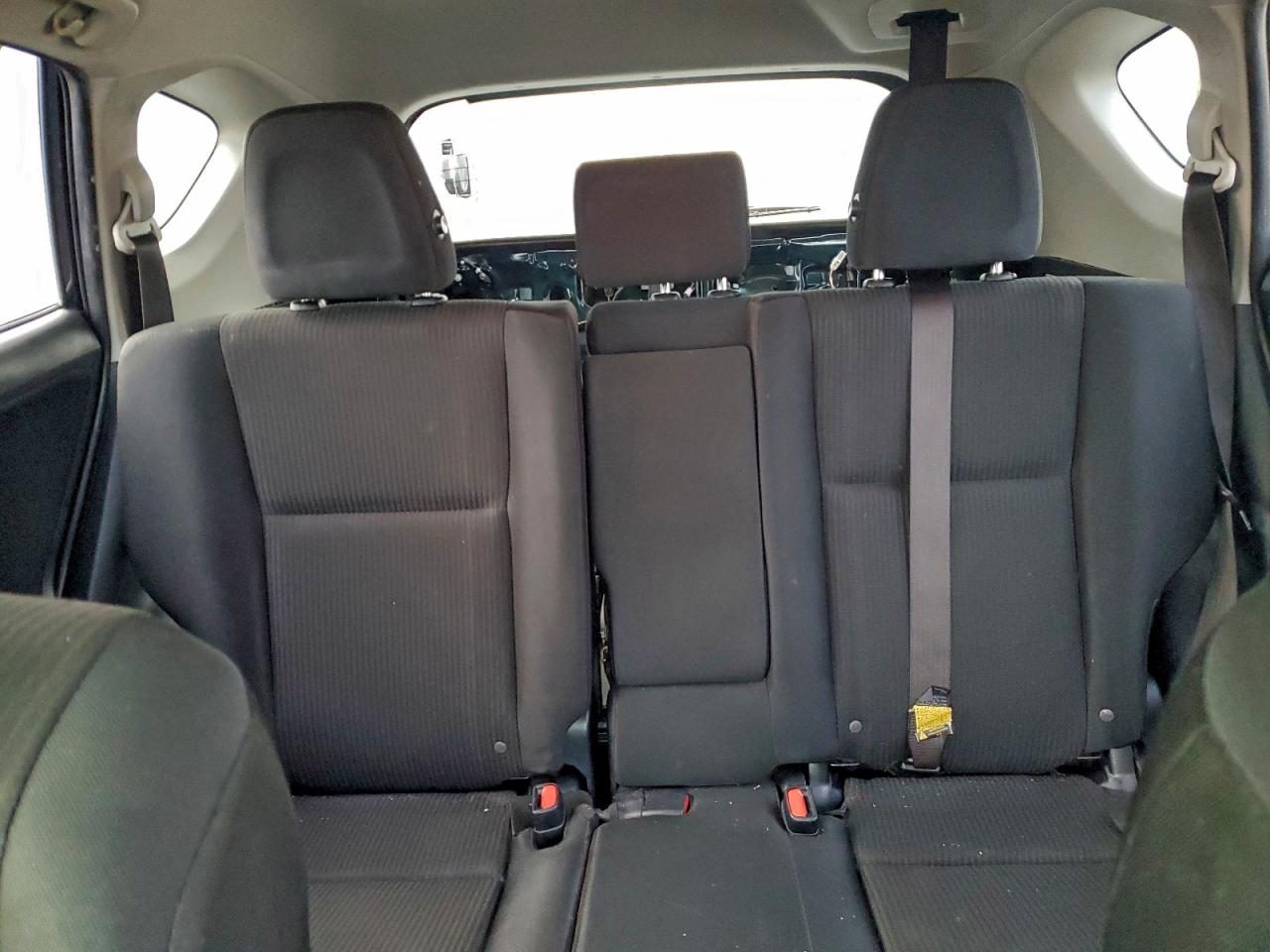 2018 TOYOTA RAV4 LE photo 10