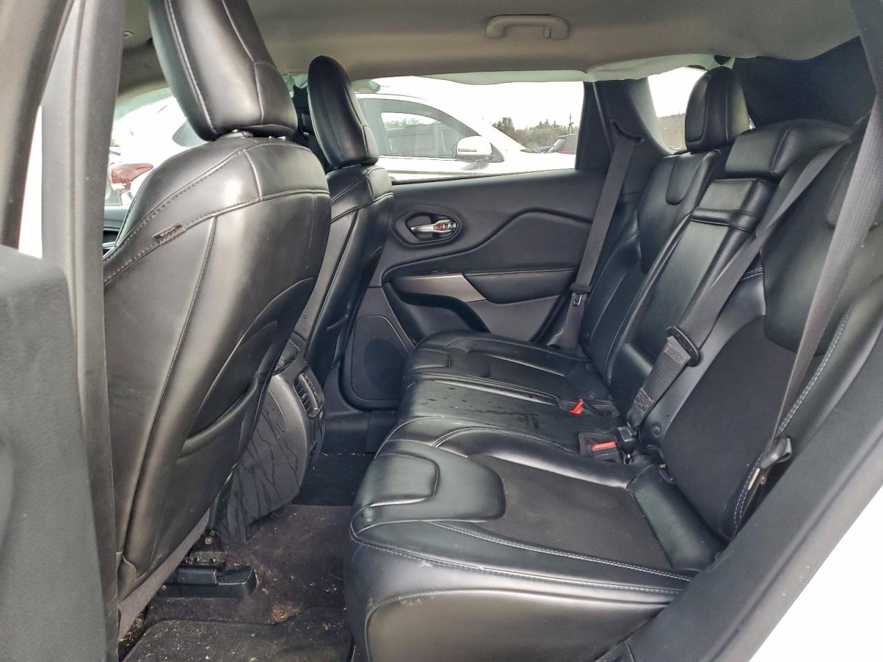2019 JEEP CHEROKEE LATITUDE PLUS photo 31