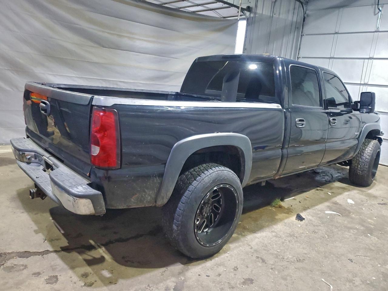 2006 CHEVROLET SILVERADO K2500 HEAVY DUTY photo 3