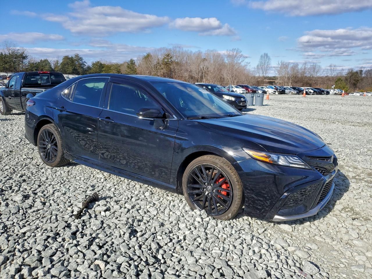 2022 TOYOTA CAMRY XSE photo 4