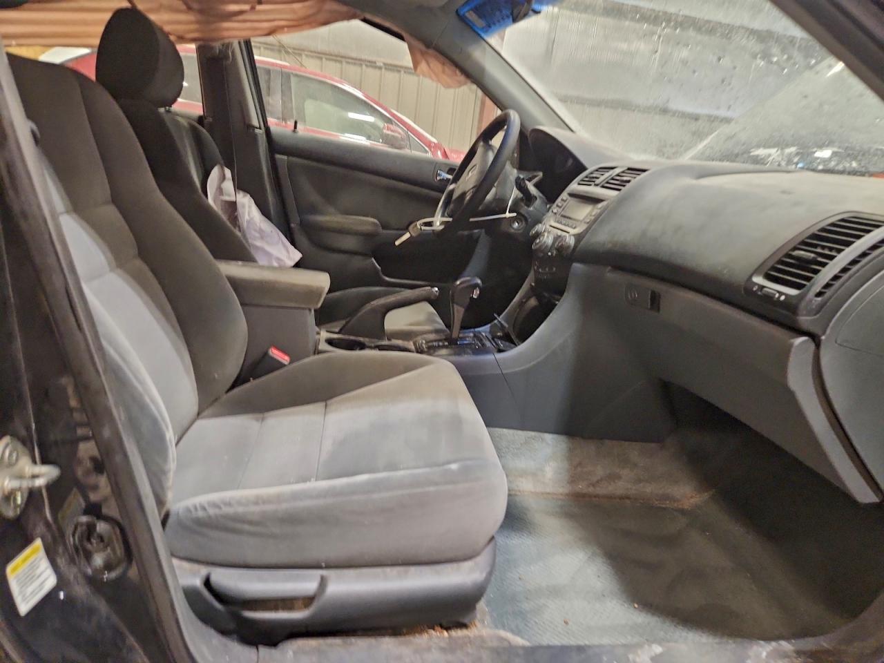 2007 HONDA ACCORD LX photo 7