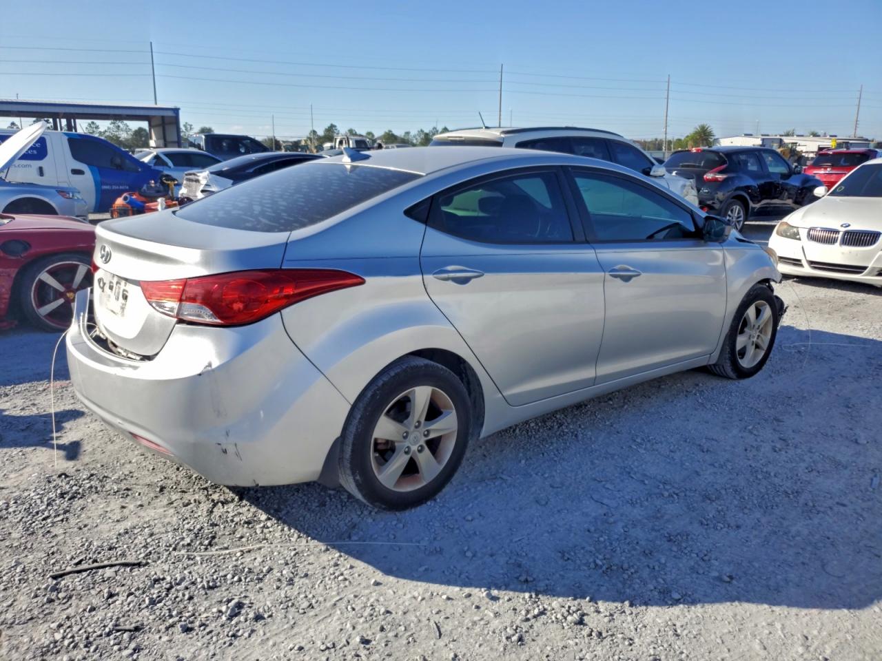2013 HYUNDAI ELANTRA GLS photo 3