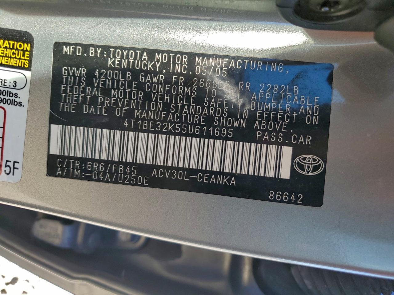 2005 TOYOTA CAMRY LE photo 13