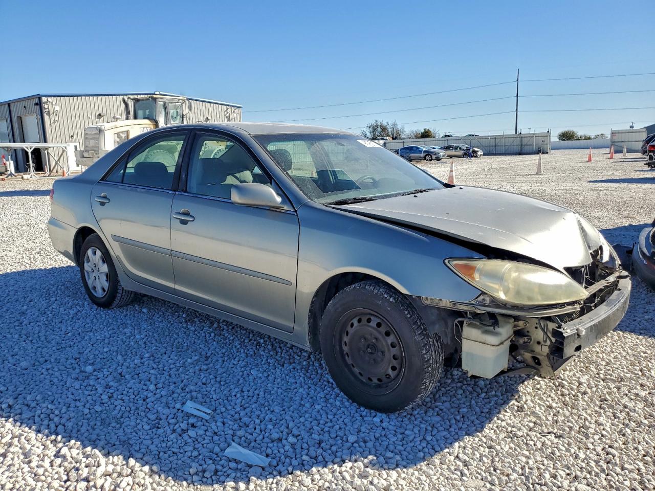 2005 TOYOTA CAMRY LE photo 4