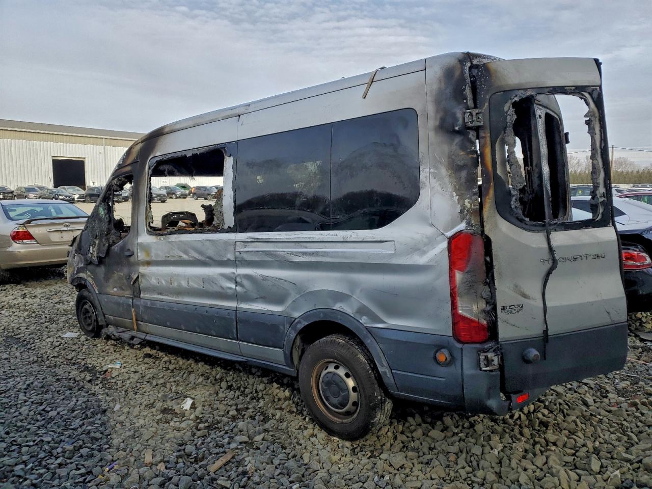 2016 FORD TRANSIT T-350 photo 2