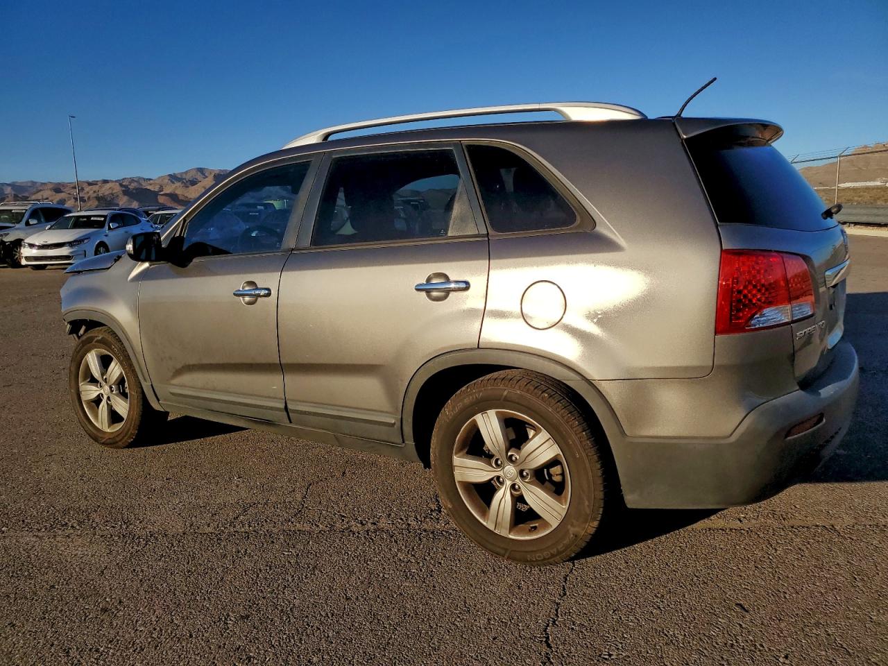 2012 KIA SORENTO EX photo 3