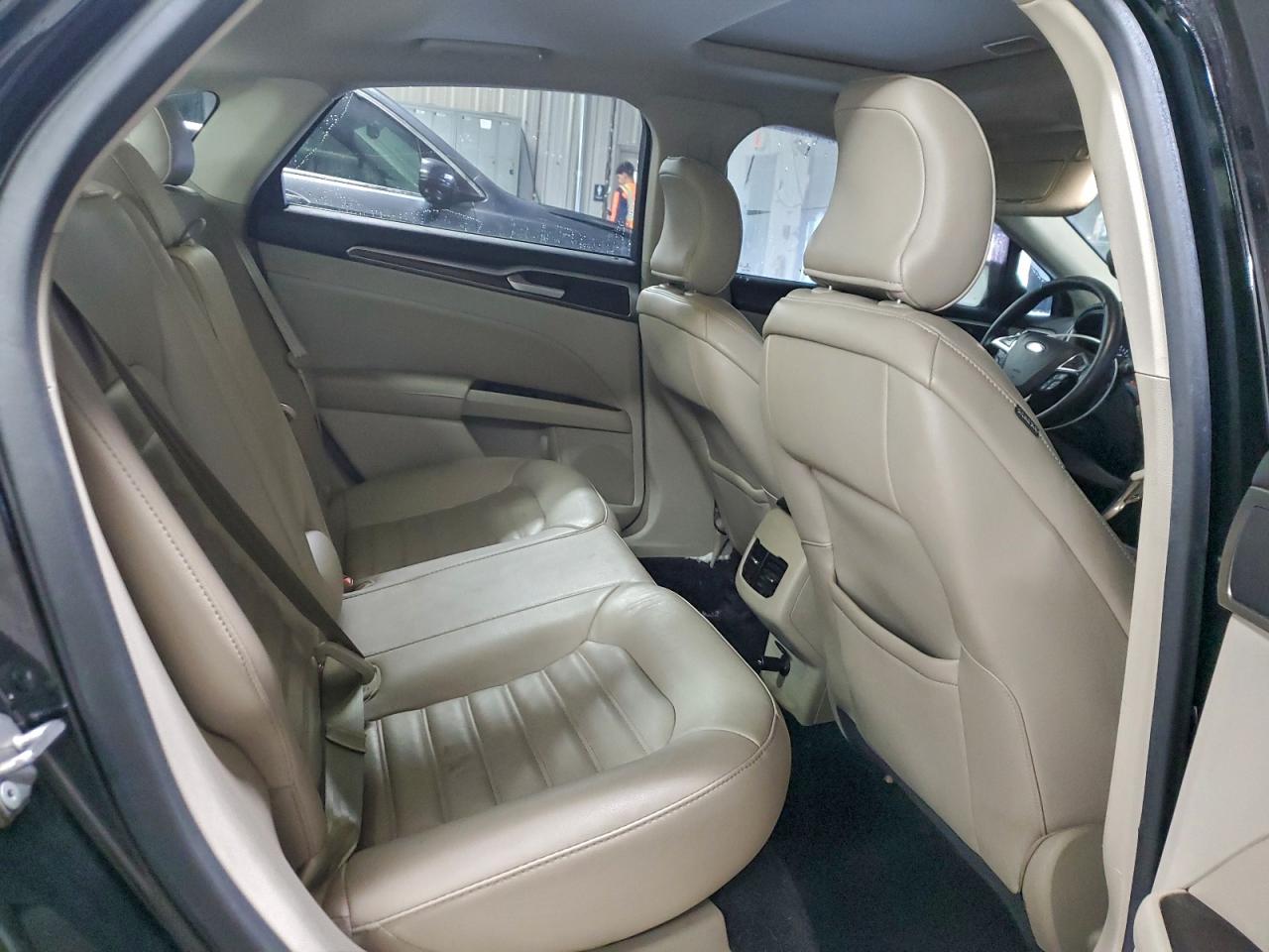 2017 FORD FUSION SE photo 10