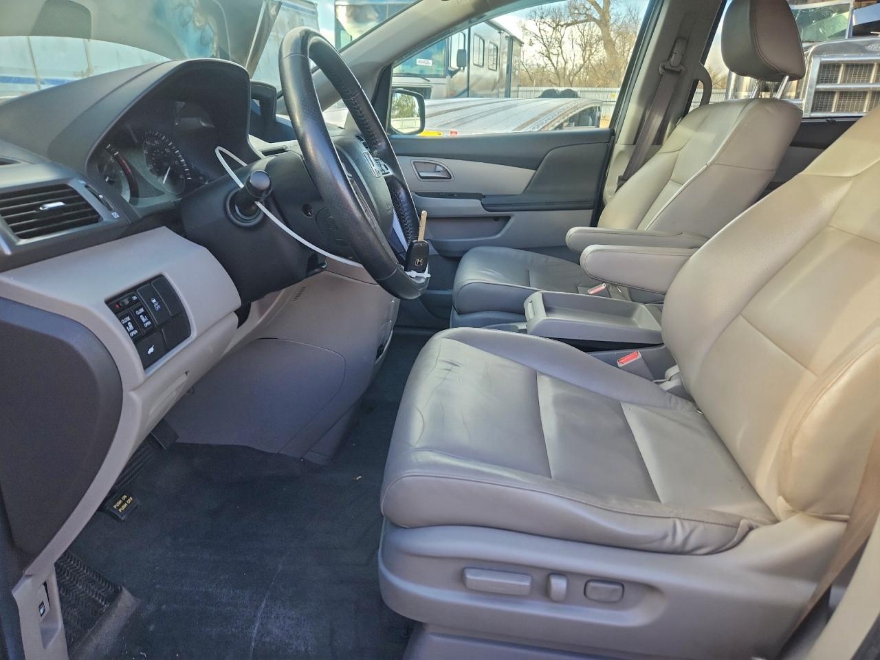 2013 HONDA ODYSSEY EXL photo 7