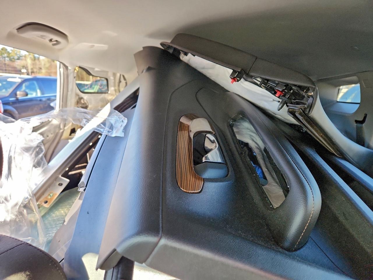 2019 GMC TERRAIN SLE photo 10