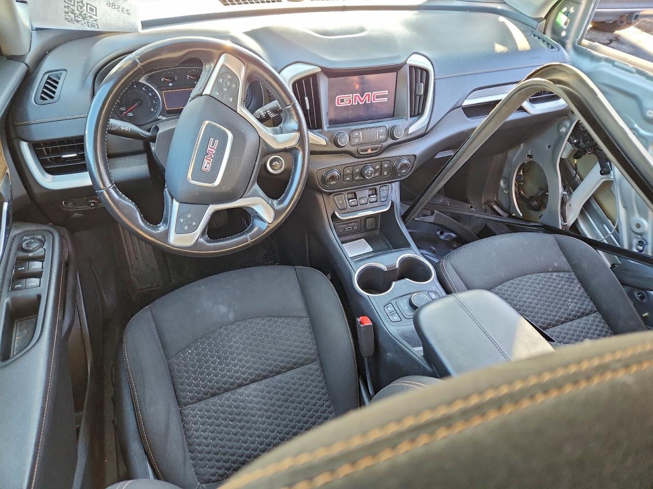 2019 GMC TERRAIN SLE photo 8