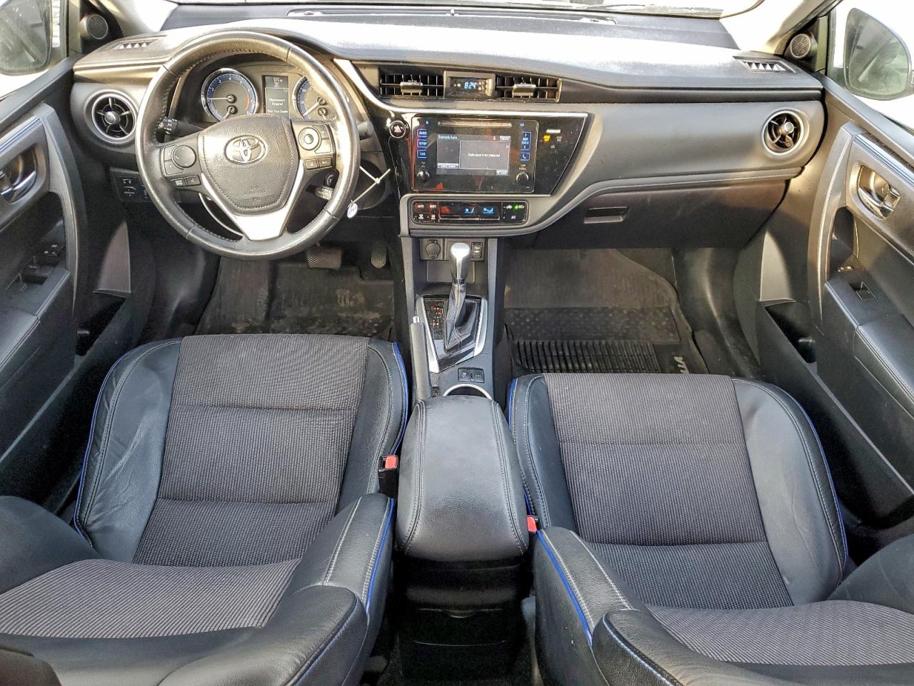 2017 TOYOTA COROLLA L photo 29