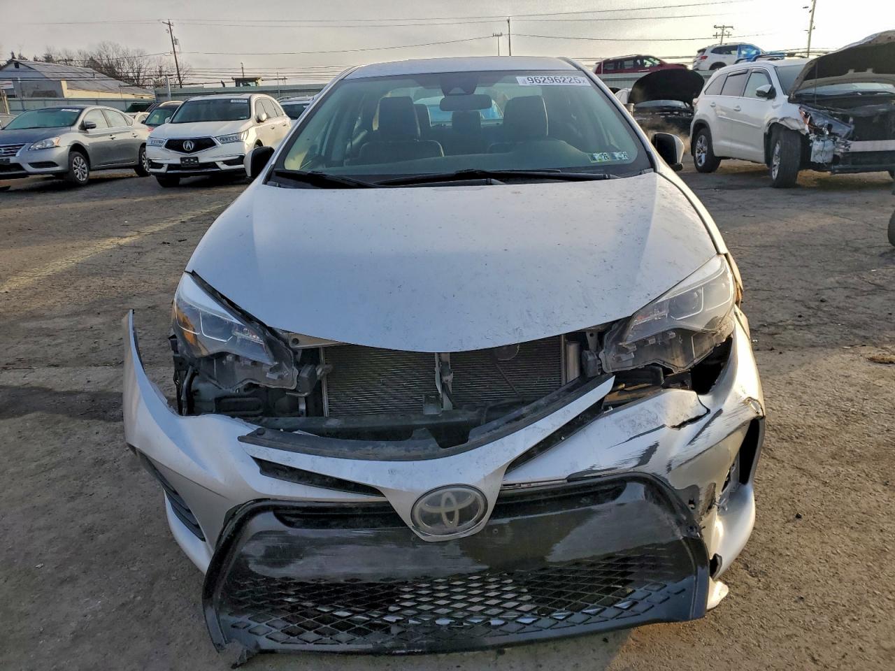 2017 TOYOTA COROLLA L photo 17