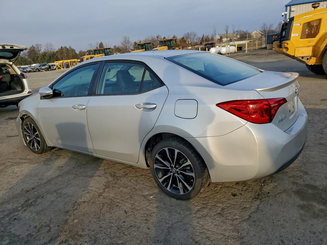 2017 TOYOTA COROLLA L photo 5