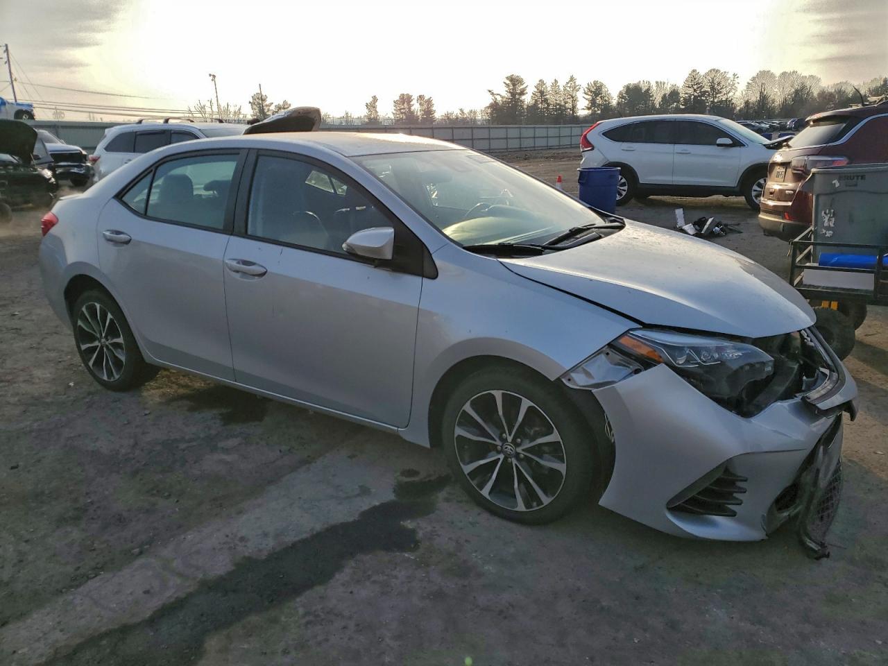 2017 TOYOTA COROLLA L photo 13