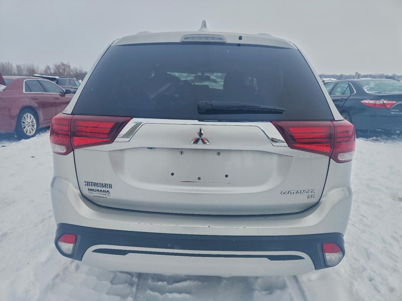 2019 MITSUBISHI OUTLANDER SE photo 11