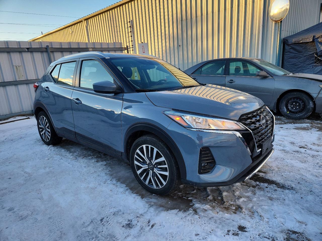 2023 NISSAN KICKS SV photo 4