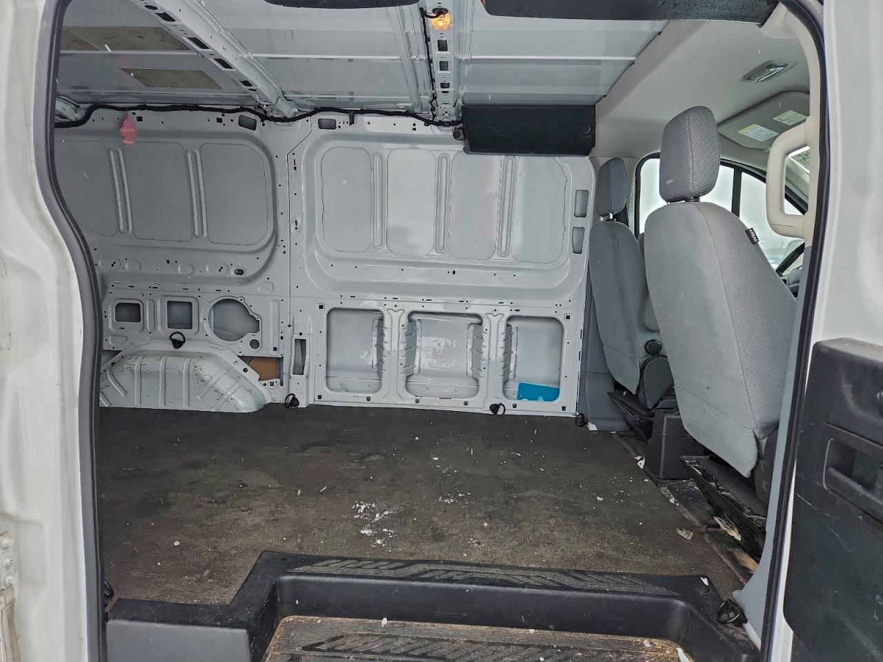 2016 FORD TRANSIT T-150 photo 11