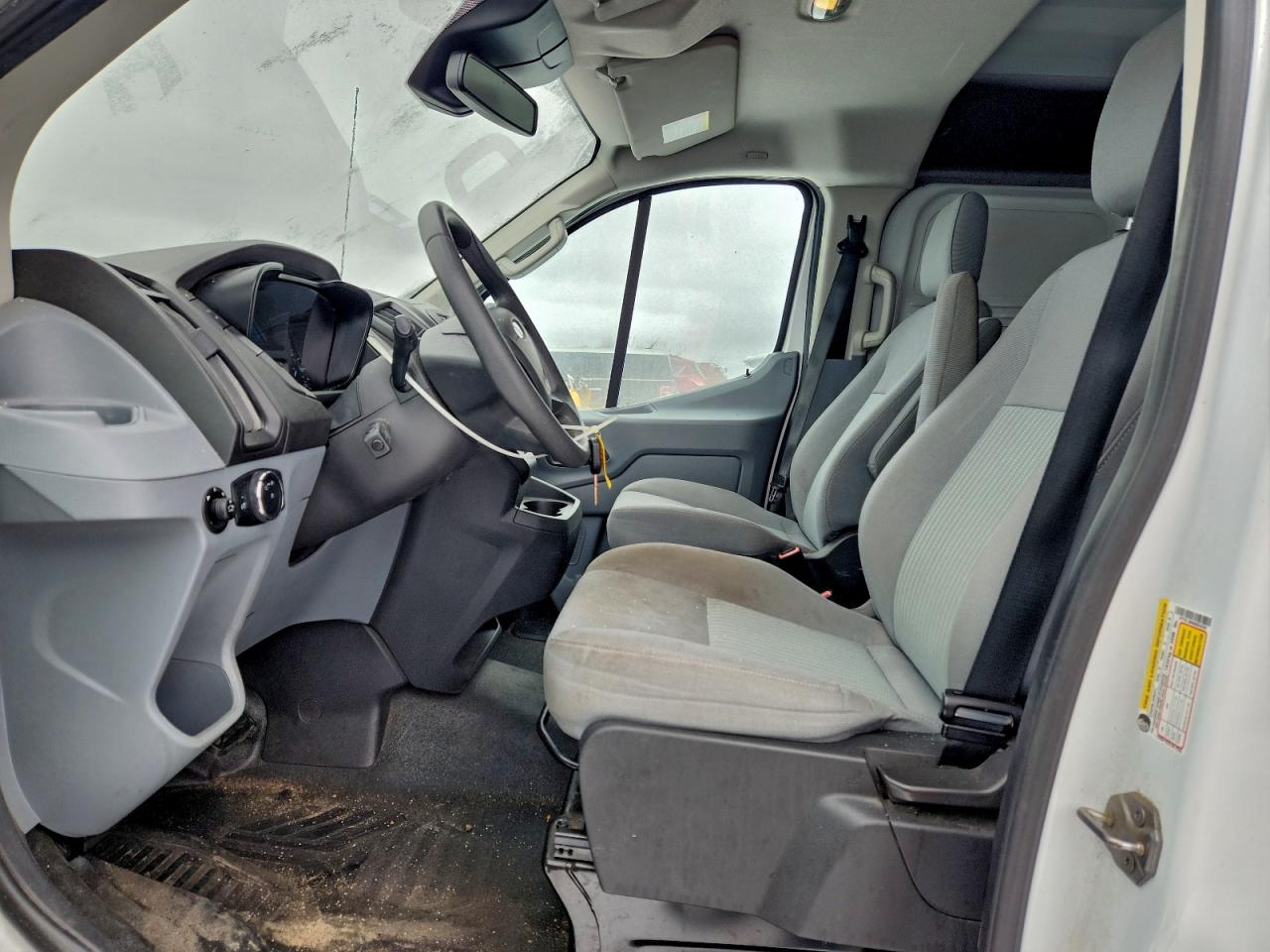 2016 FORD TRANSIT T-150 photo 7