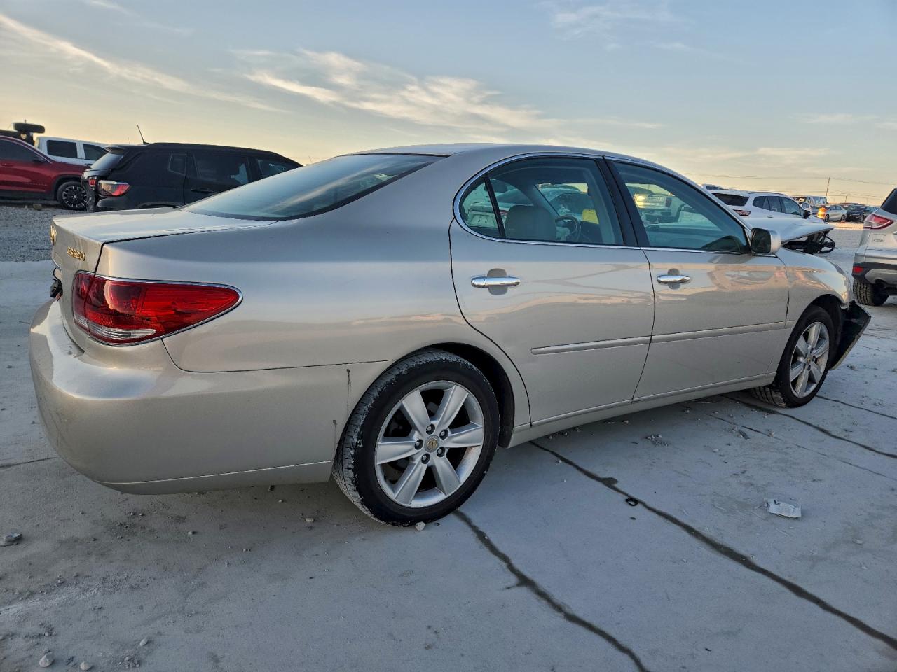 2005 LEXUS ES 330 photo 3