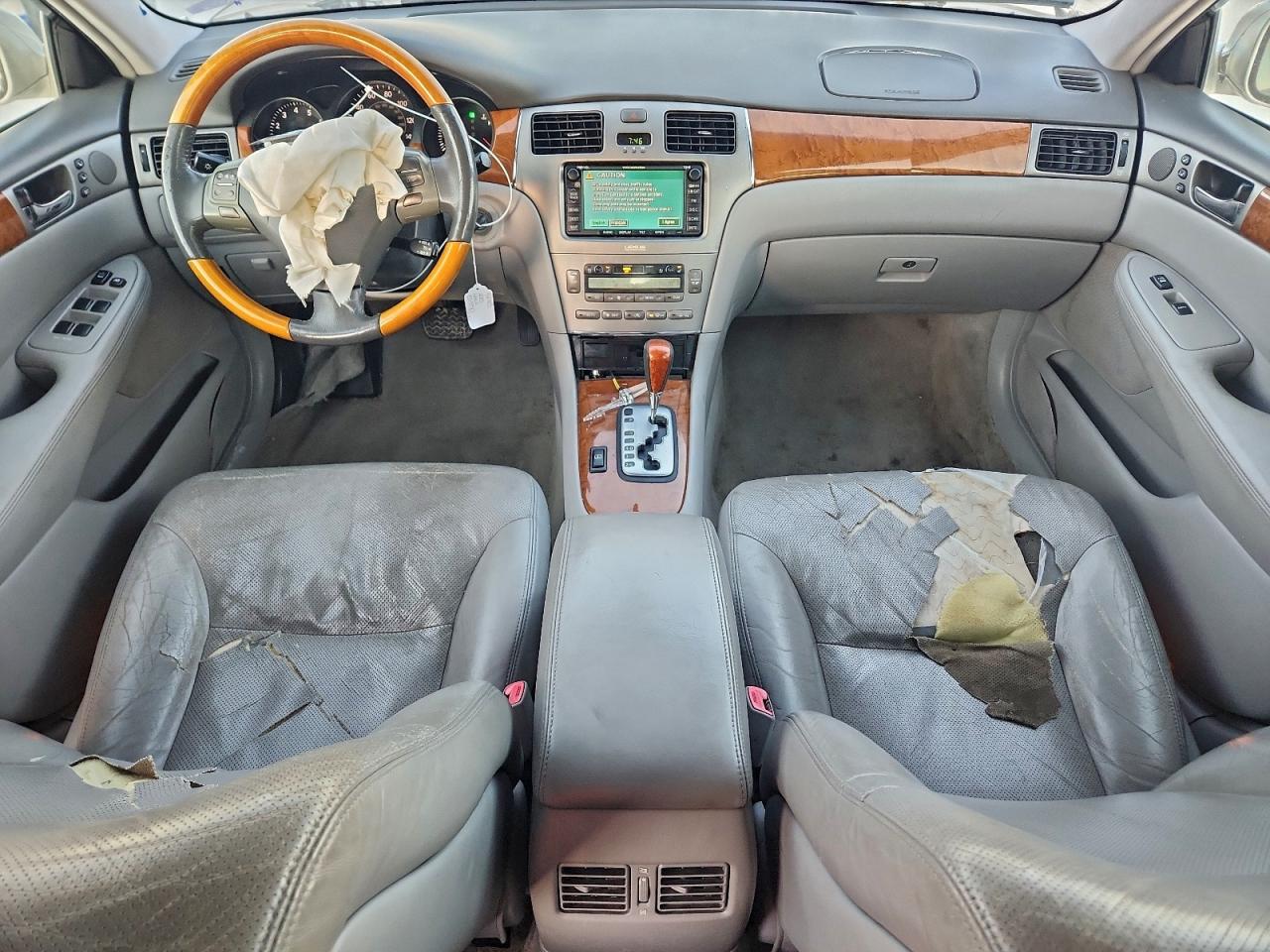 2005 LEXUS ES 330 photo 8