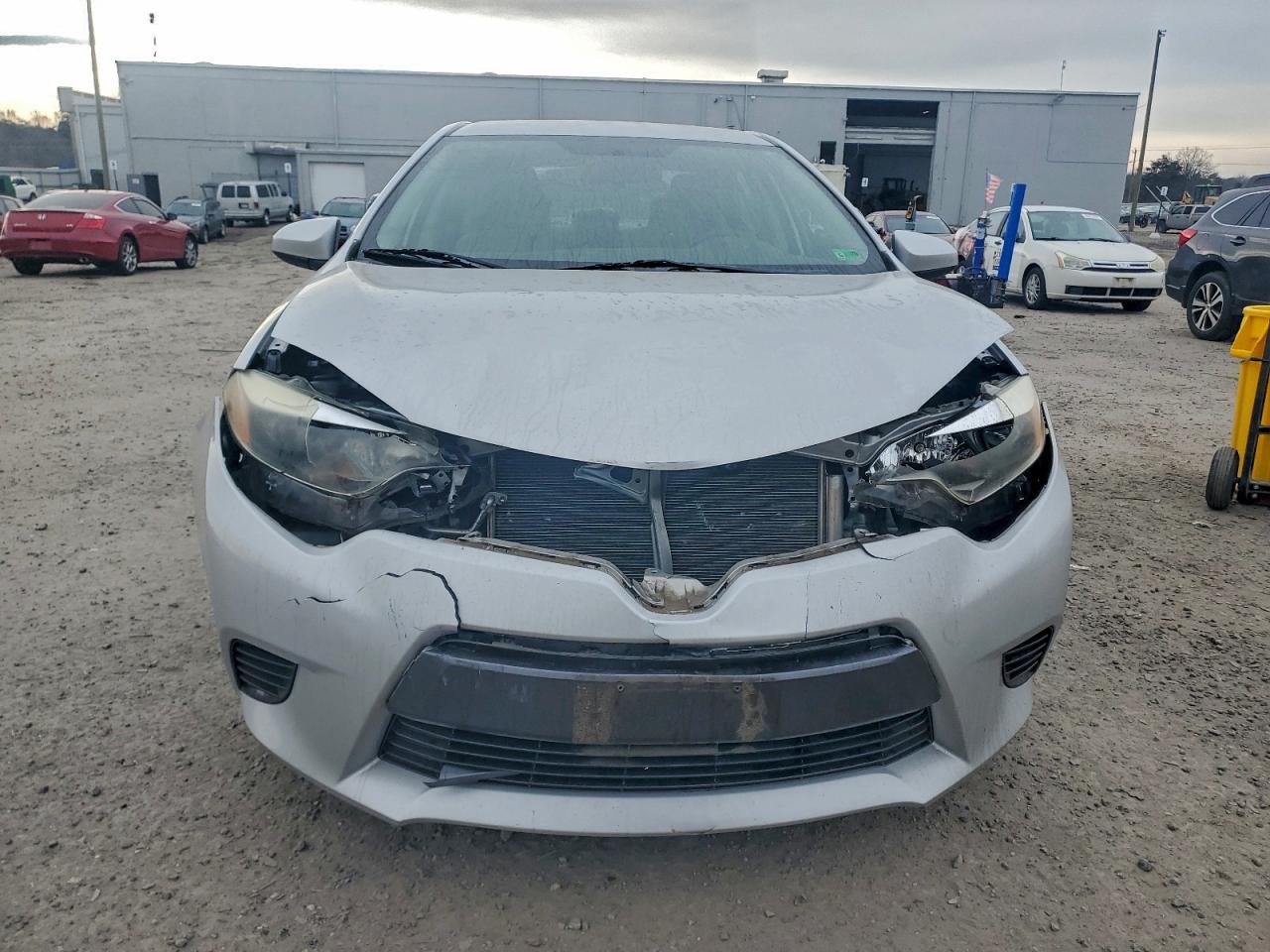 2015 TOYOTA COROLLA L photo 5