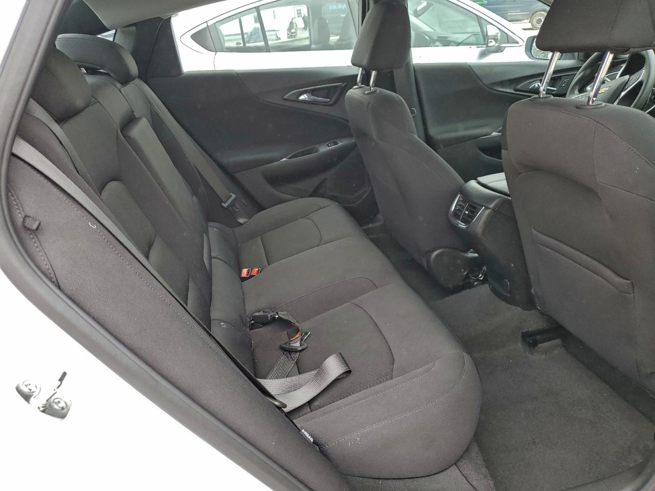 2025 CHEVROLET MALIBU LT photo 10