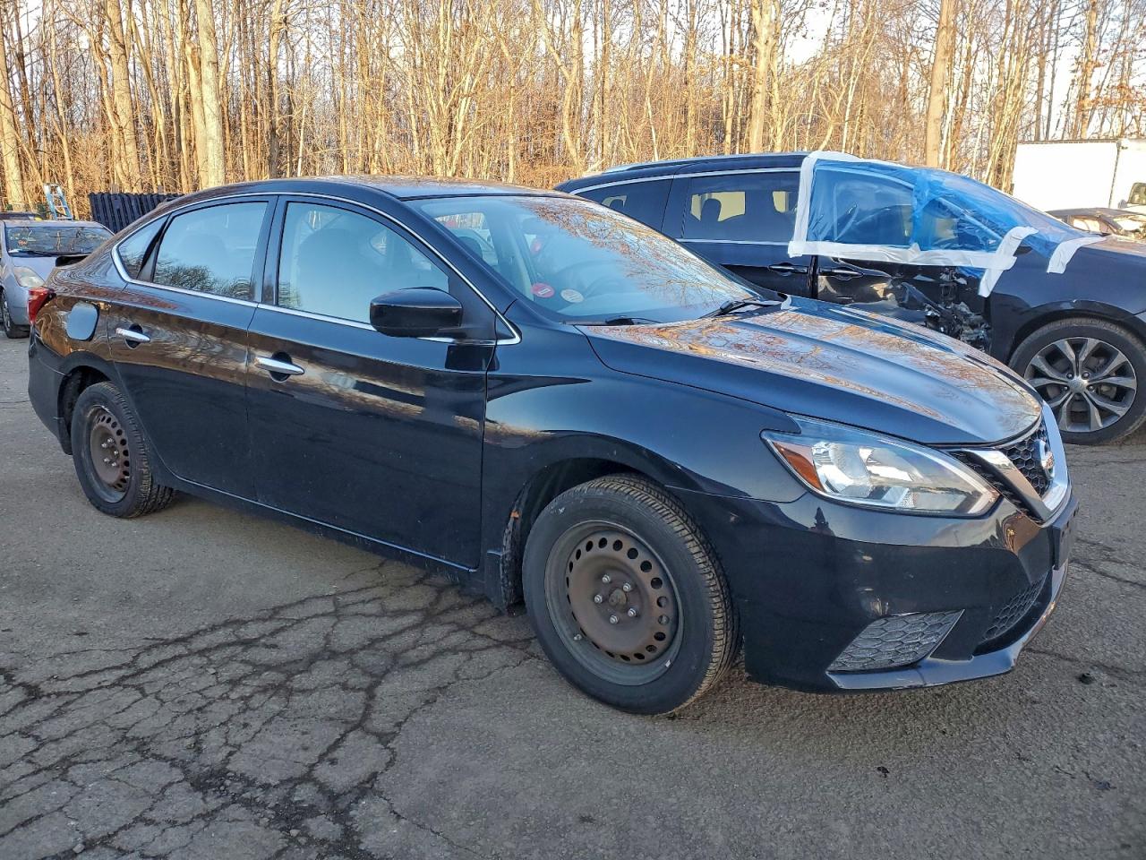 2016 NISSAN SENTRA S photo 4