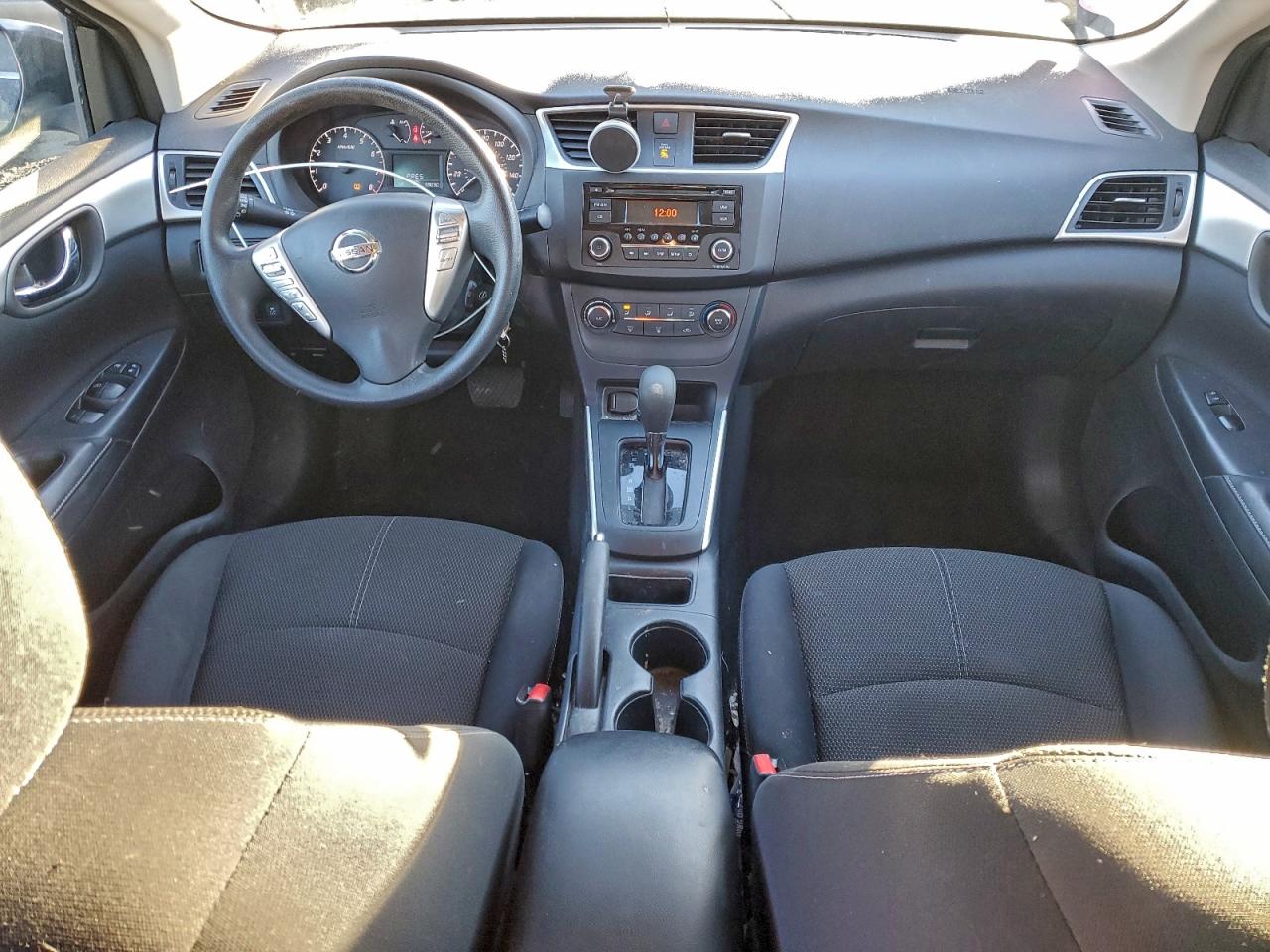 2016 NISSAN SENTRA S photo 8