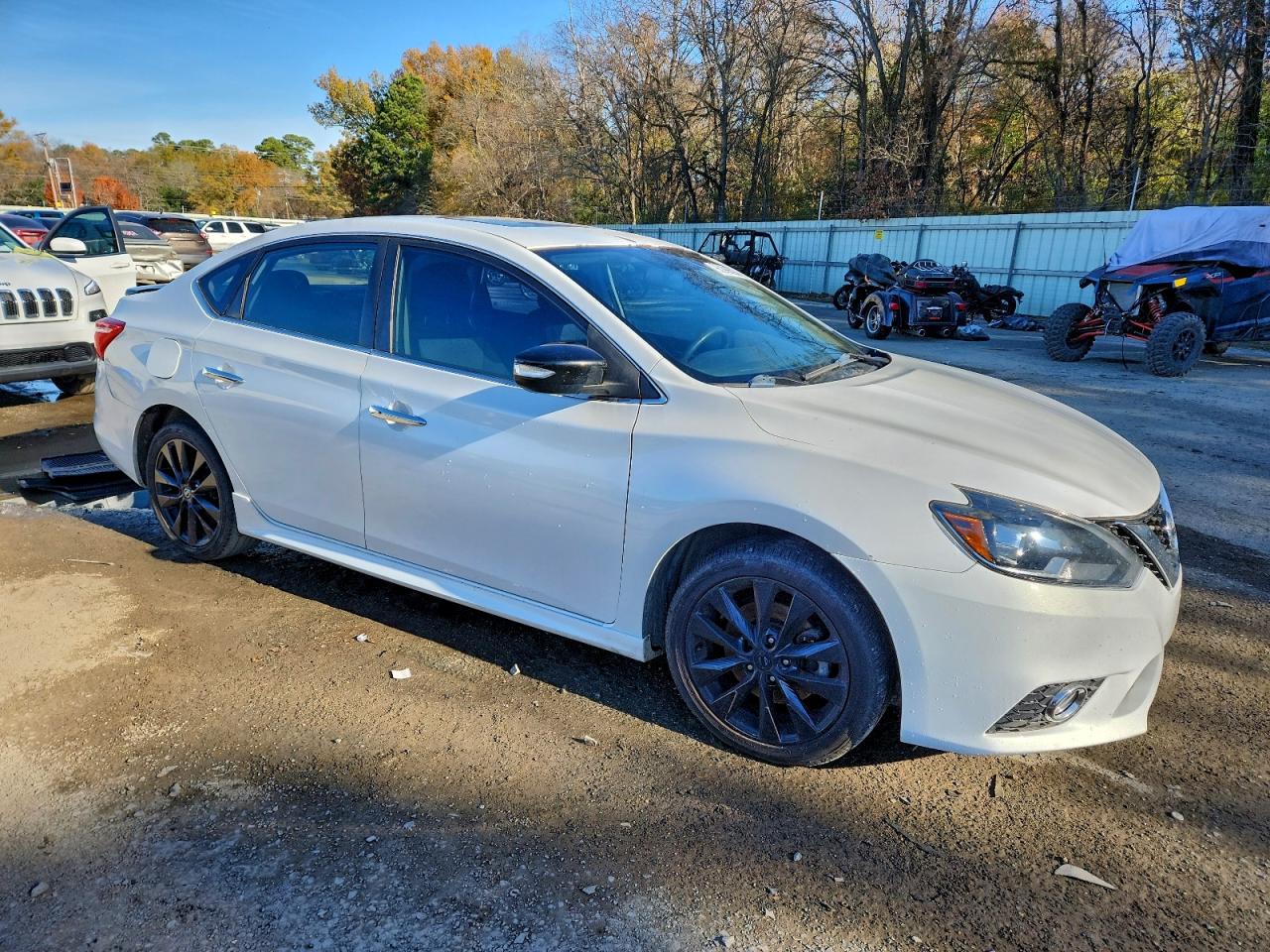 2017 NISSAN SENTRA SR TURBO photo 4