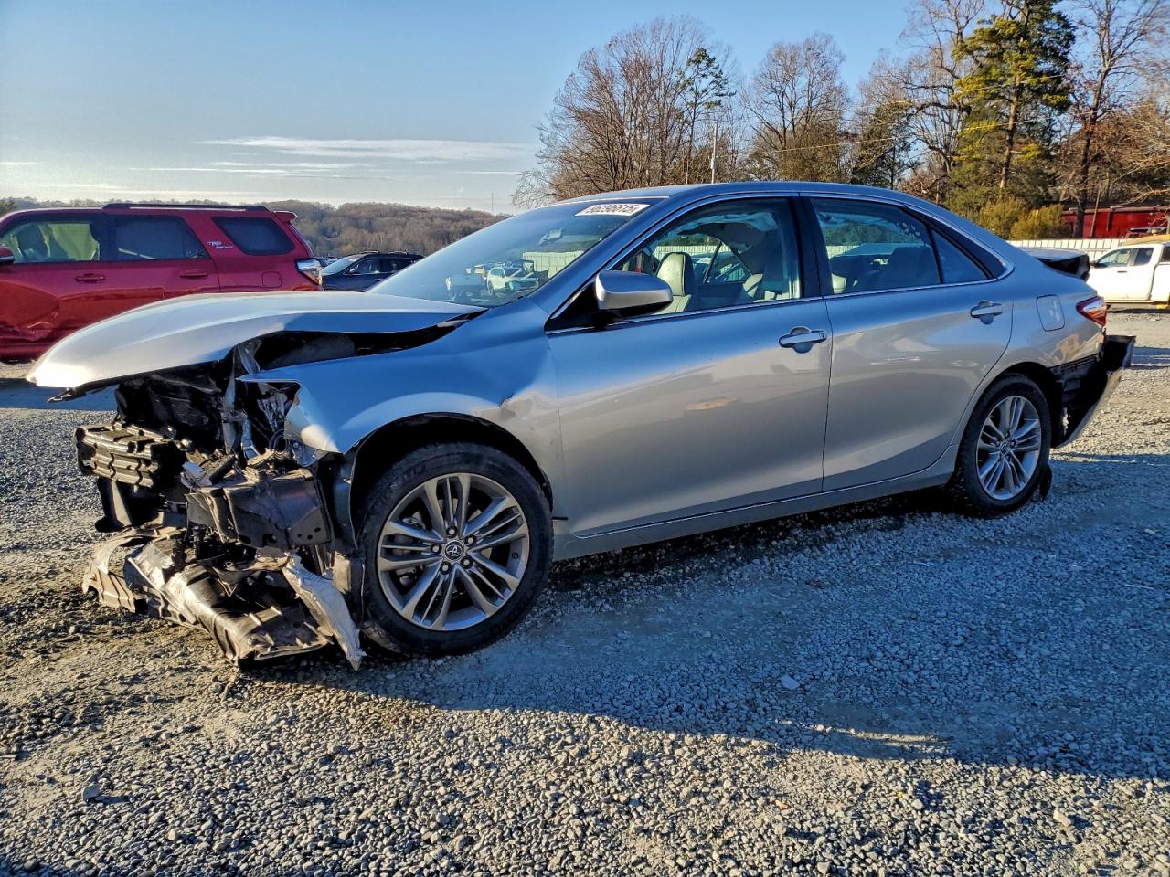 2015 TOYOTA CAMRY