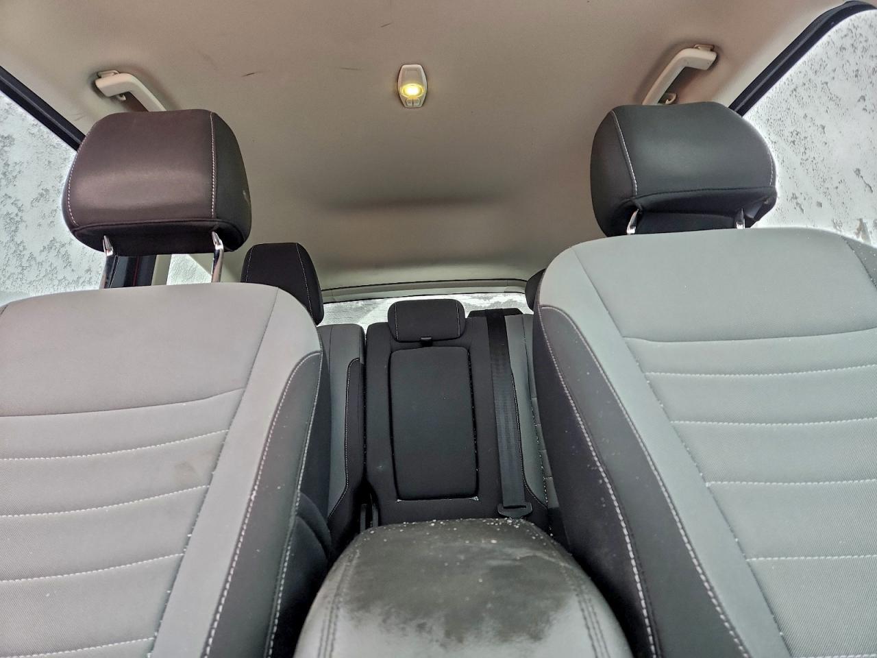2016 FORD ESCAPE SE photo 10