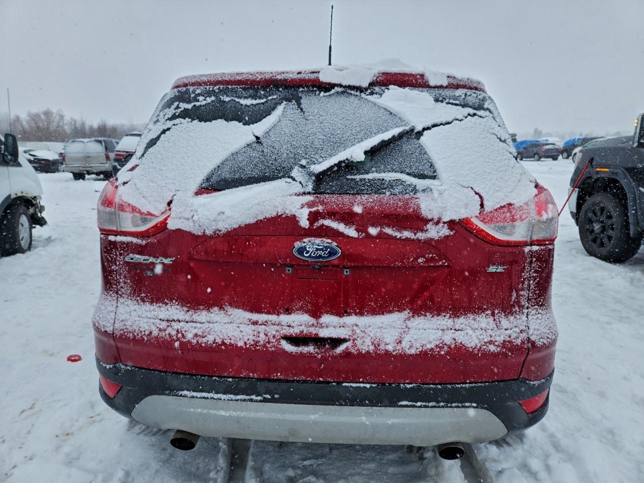 2016 FORD ESCAPE SE photo 6