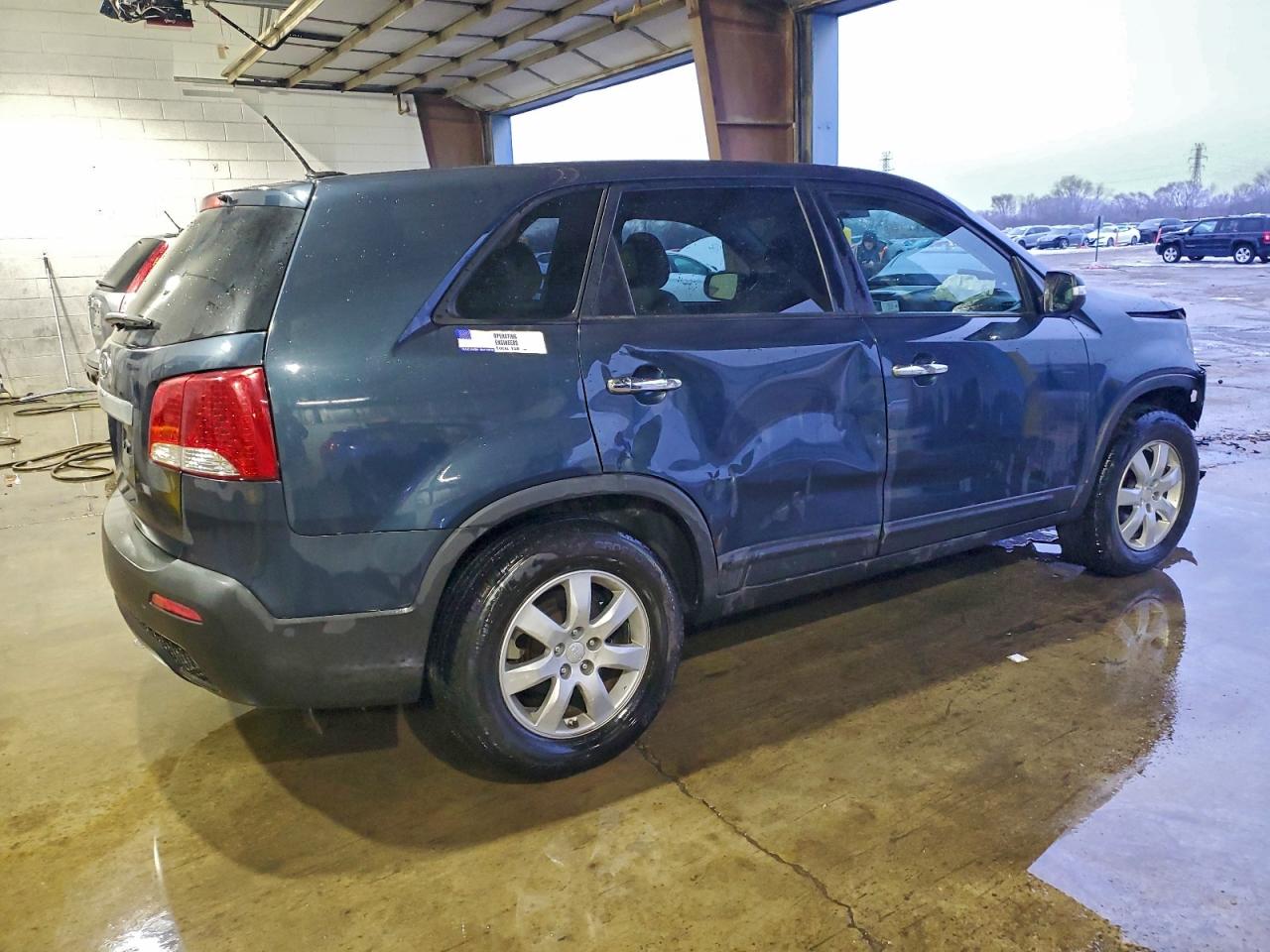 2012 KIA SORENTO BASE photo 3