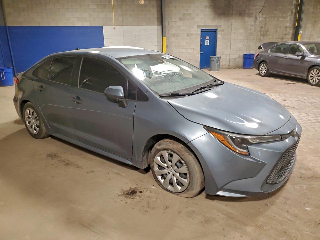 2020 TOYOTA COROLLA LE photo 4