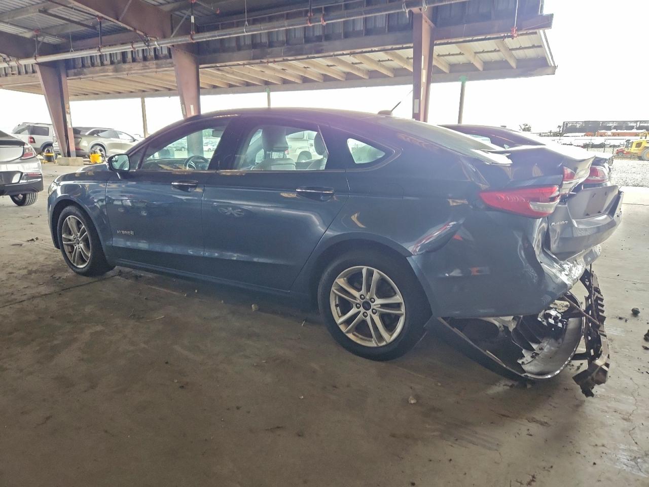 2018 FORD FUSION SE HYBRID photo 2