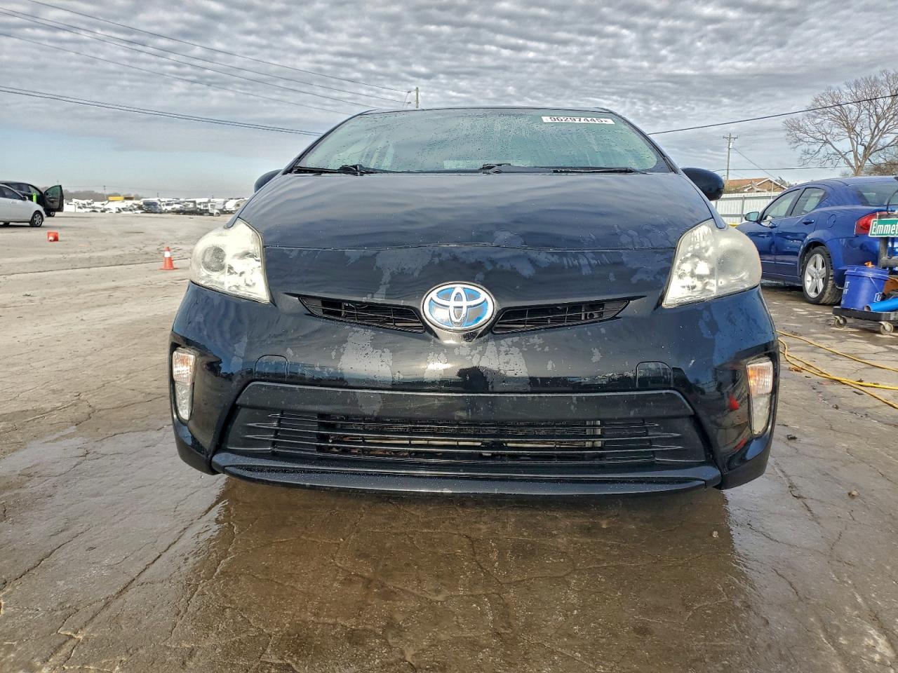 2014 TOYOTA PRIUS photo 17