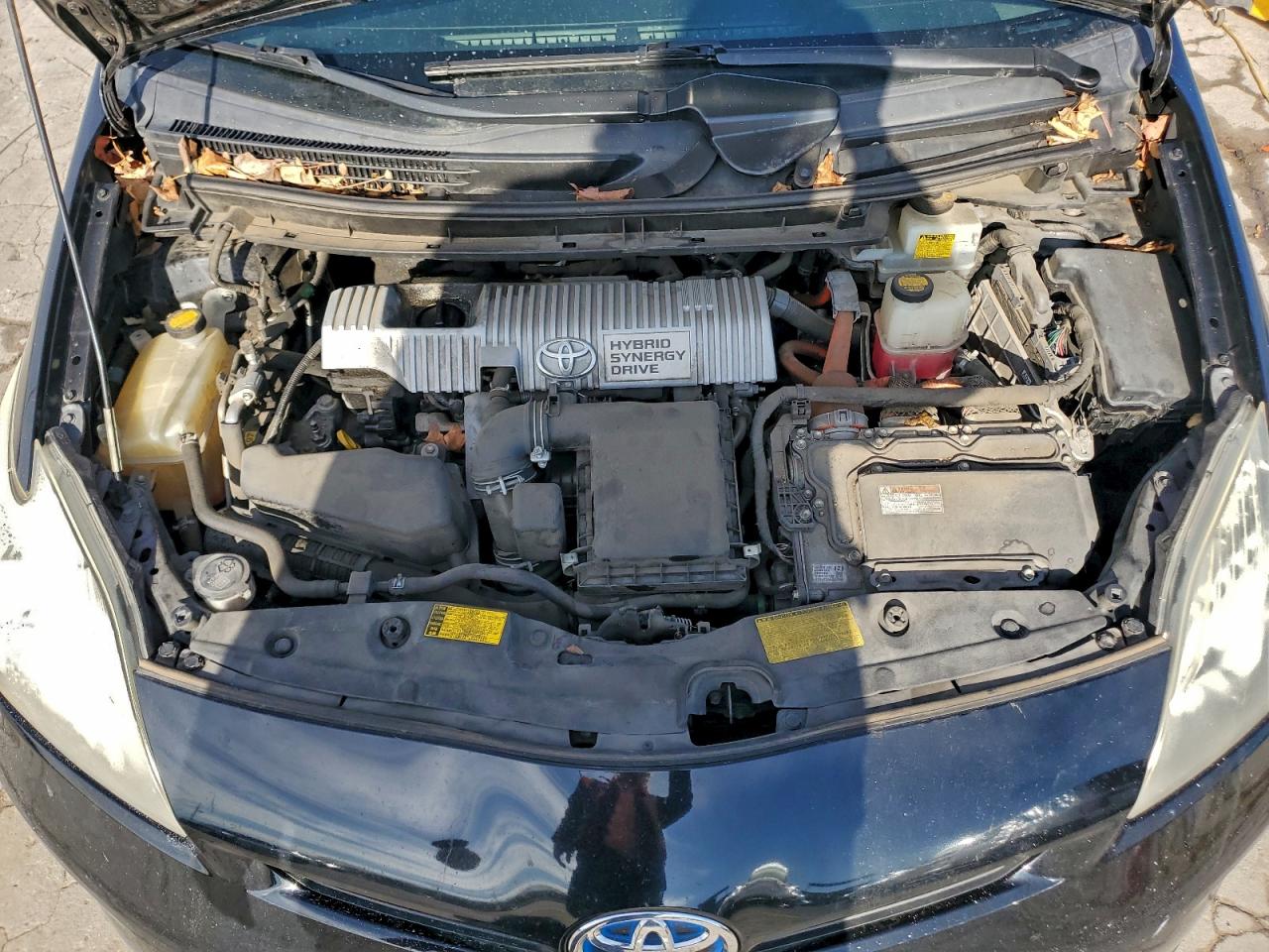 2014 TOYOTA PRIUS photo 45