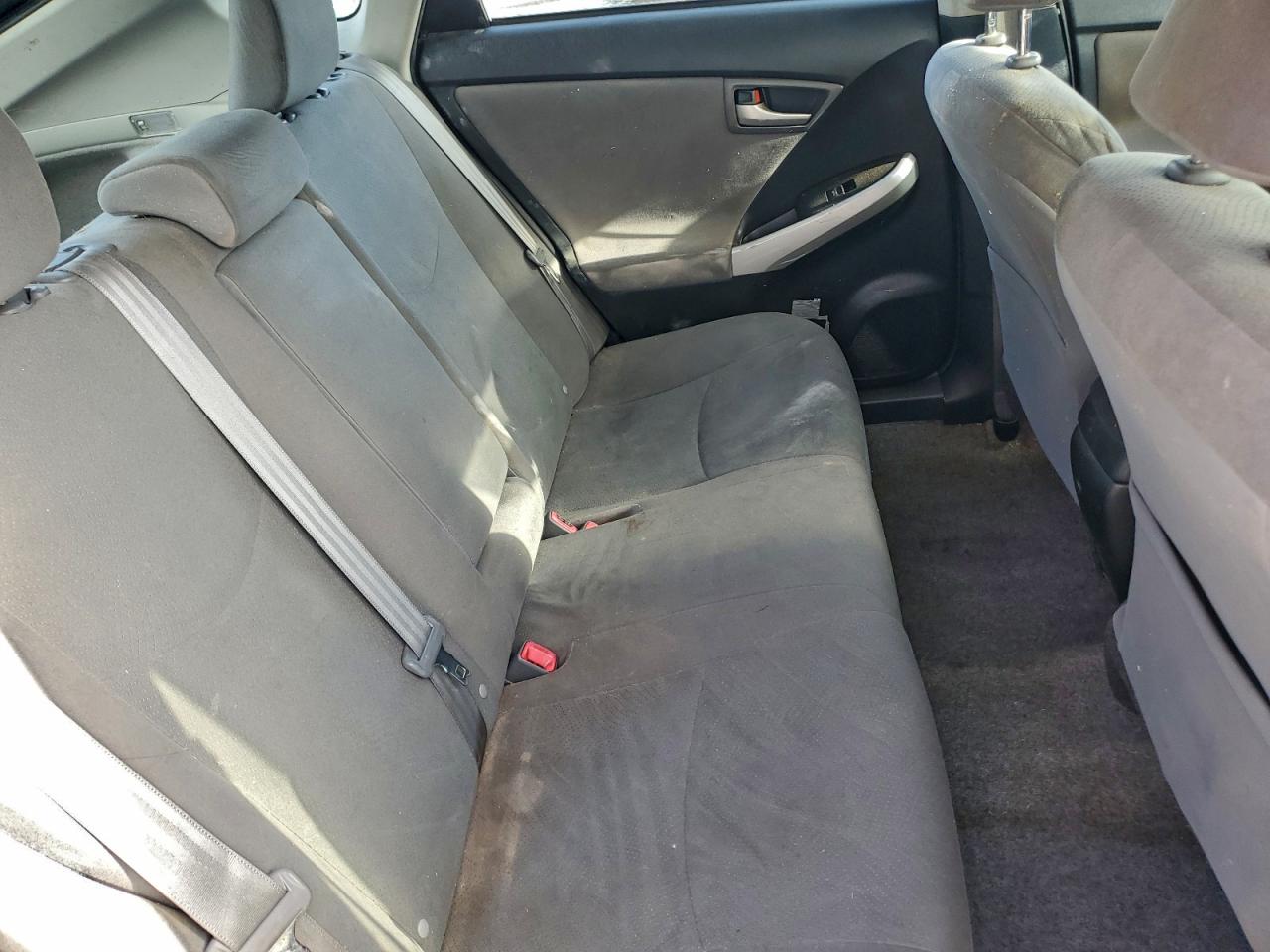 2014 TOYOTA PRIUS photo 41