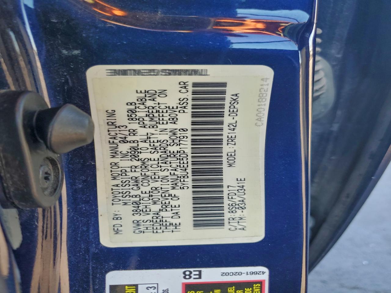 2013 TOYOTA COROLLA BASE photo 23