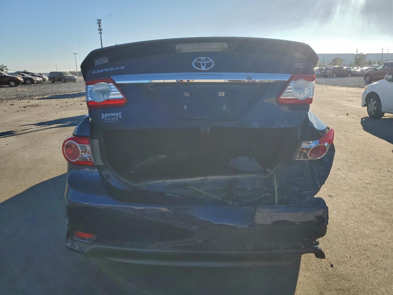 2013 TOYOTA COROLLA BASE photo 11
