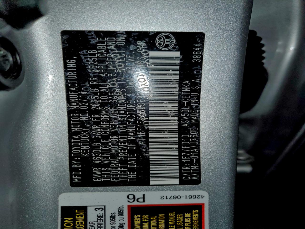 2014 TOYOTA CAMRY L photo 25